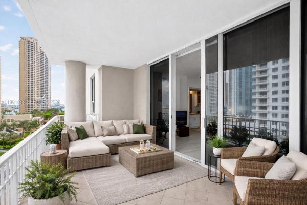 Courvoisier Courts, 701 Brickell Key Blvd #1108, Miami, Florida 33131, image 1