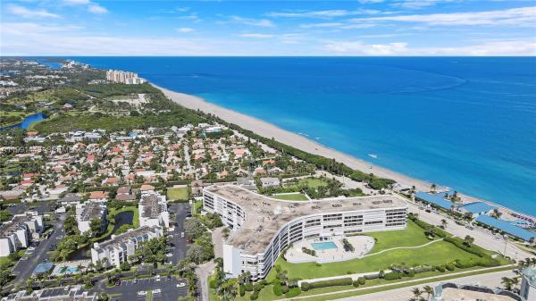 Oceancrest, 1300 S Highway A1a #402, Jupiter, Florida 33477, image 1
