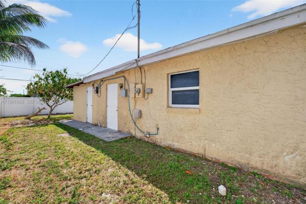 Forest Park, 4200 NE 4th Ave, Deerfield Beach, Florida 33064, image 1