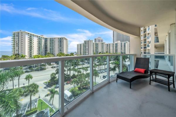 The Hallmark Of Hollywood, 3800 S Ocean Dr #618, Hollywood, Florida 33019, image 1