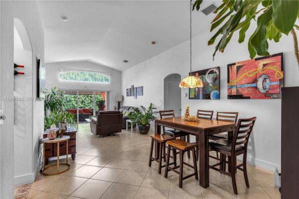 Spicewood, 23723 SW 107th Ct, Princeton, Florida 33032, image 2