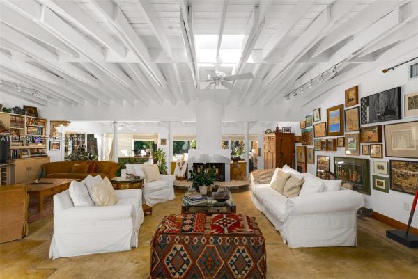 Holiday Colony, 346 Gulf Rd, Key Biscayne, Florida 33149, image 3