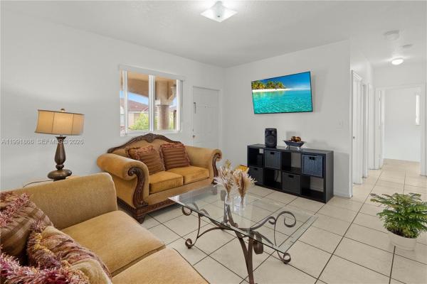 317 E 3rd St #201, Hialeah, Florida 33010, image 1