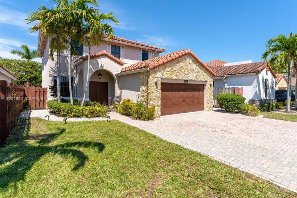 9761 NW 9th St, Unincorporated Dade County, Florida 33172, image 1