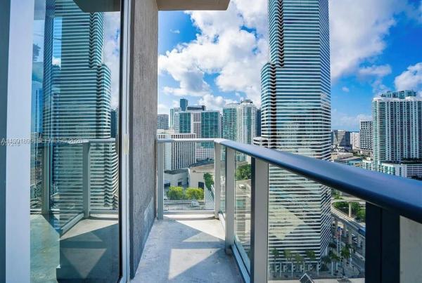 Centro, 151 SE 1st St #2411, Miami, Florida 33131, image 2