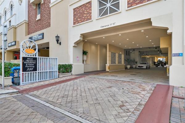 St Tropez On The Bay, 250 Sunny Isles Blvd #3-1804, Sunny Isles Beach, Florida 33160, image 2
