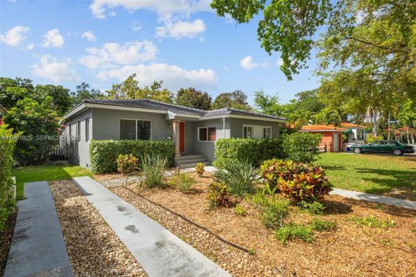 Coral Groves, 438 Mendoza Ave, Coral Gables, Florida 33134, image 1