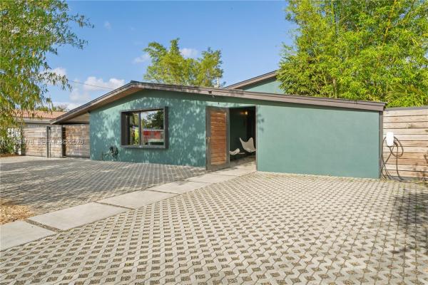 Miller Heights Estates, 4315 SW 97th Ct, Olympia Heights, Florida 33165, image 1