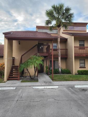 302 Lakeview Dr #E, Royal Palm Beach, Florida 33411, image 1
