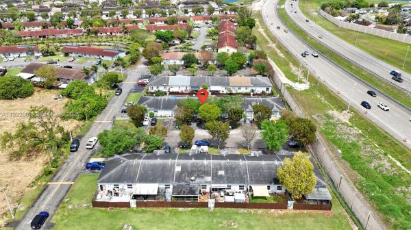 Waterside Townhomes, 13929 SW 282nd St, Leisure City, Florida 33033, image 3