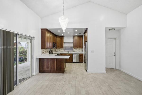 Mac Farlane Homestead, 218 Frow Ave, Coral Gables, Florida 33133, image 3