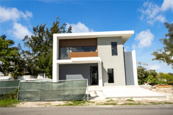 Sun Gardens, 201 NW 14th Way, Dania Beach, Florida 33004, image 1