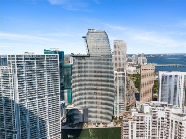300 Biscayne Boulevard Way #2103C, Miami, Florida 33131, image 2