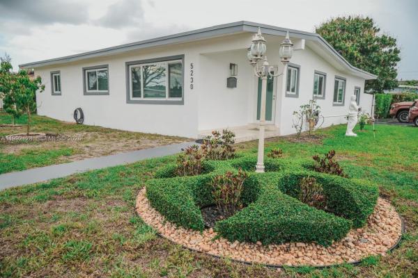 5230 SW 95th Ct, Unincorporated Dade County, Florida 33165, image 1