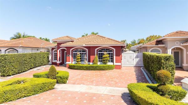 7929 NW 200th Ter, Hialeah, Florida 33015, image 1