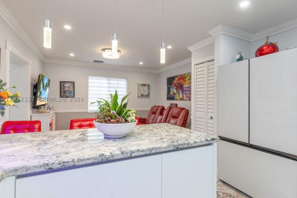 Twin Rose, 1261 W 43rd Pl #2, Hialeah, Florida 33012, image 2