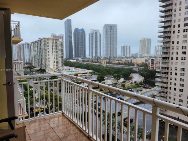 Winston Towers 200, 251 174th St #1208, Sunny Isles Beach, Florida 33160, image 1