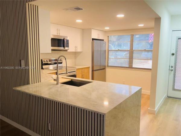 Antigua Village, 2402 Antigua Cir #H1, Coconut Creek, Florida 33066, image 1