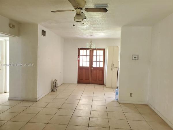 Sunshine Park Estates, 1810 N 62nd Ave, Hollywood, Florida 33024, image 2
