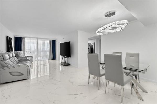 Winston Towers 600, 210 174th St #2112, Sunny Isles Beach, Florida 33160, image 2