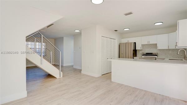 University Villas, 710 SW 114th Ave #C-3, Sweetwater, Florida 33174, image 2