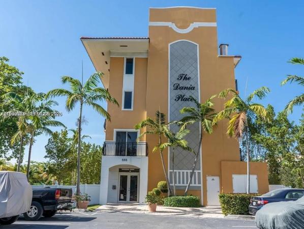 The Dania Place, 555 E Dania Beach Blvd #5, Dania Beach, Florida 33004, image 1