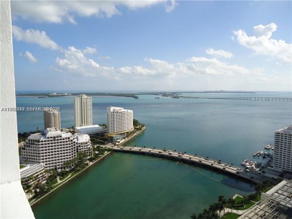 Icon Brickell Tower 2, 495 Brickell Ave #3909, Miami, Florida 33131, image 1