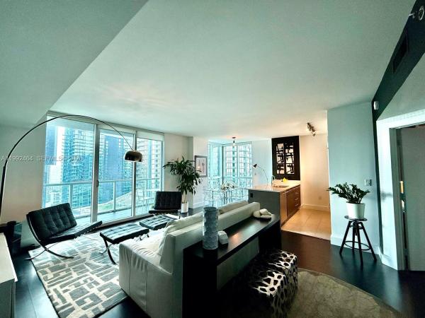 500 Brickell West, 55 SE 6th St #3302, Miami, Florida 33131, image 1
