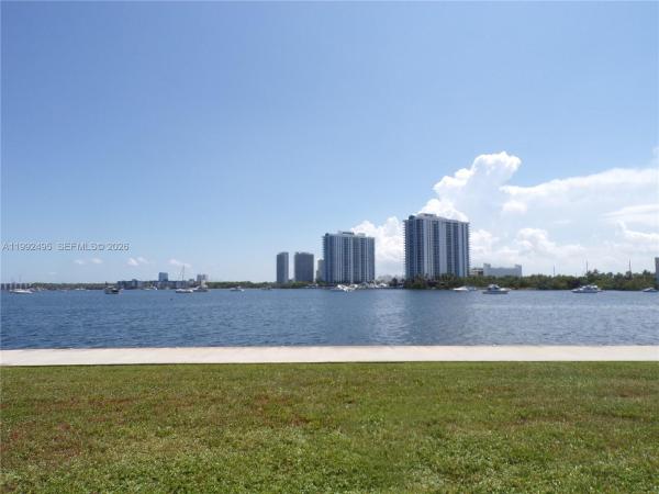 Point East, 2920 Point East Dr #N-111, Aventura, Florida 33160, image 2