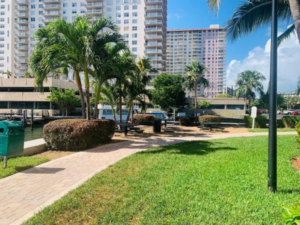 Porto Bellagio, 17150 N Bay Rd #2109, Sunny Isles Beach, Florida 33160, image 1