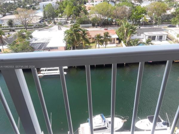 Keystone Towers, 2020 NE 135th St #904, North Miami, Florida 33181, image 1