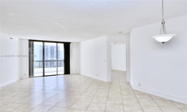 Mystic Pointe Tower 400, 3500 Mystic Pointe Dr #1207, Aventura, Florida 33180, image 3