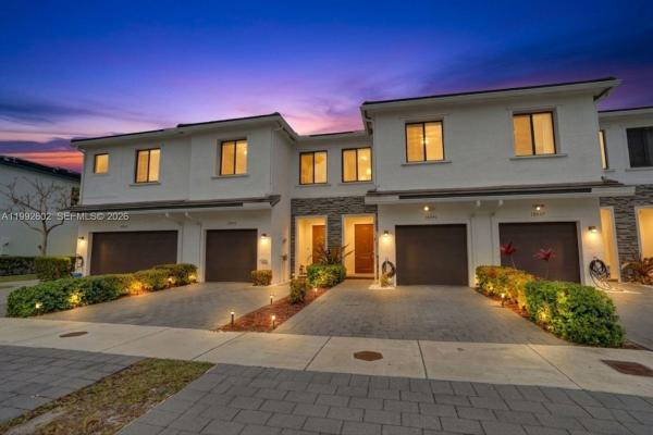 10945 SW 235th Ln, Homestead, Florida 33032, image 1