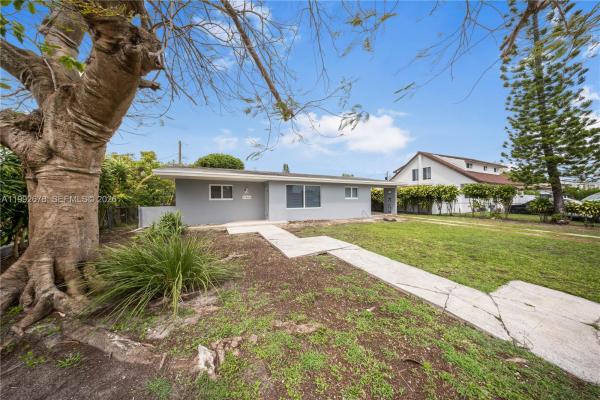 17860 SW 110th Ct, Unincorporated Dade County, Florida 33157, image 1