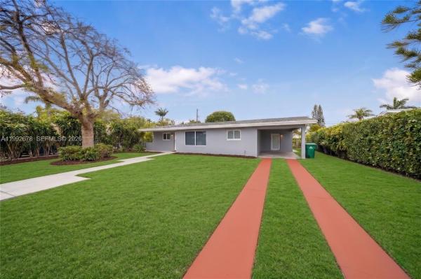 17860 SW 110th Ct, Unincorporated Dade County, Florida 33157, image 2