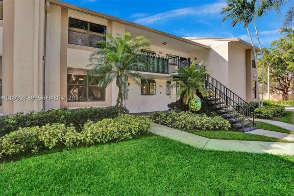 Villas At Meadow Lakes, 1254 S Military Trl #1315, Deerfield Beach, Florida 33442, image 3