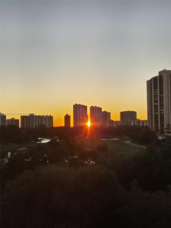 Biscaya, 20400 W Country Club Dr #605, Aventura, Florida 33180, image 3