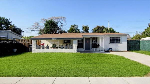 Heritage Homes, 7131 Park St, Hollywood, Florida 33024, image 1