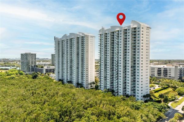 One Fifty One At Biscayne, 15051 Royal Oaks Ln #2103, North Miami, Florida 33181, image 1