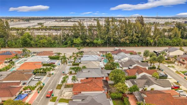 Superior Homes Estates, 1163 NW 134th Pl, Tamiami, Florida 33182, image 3