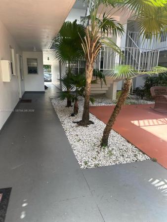 Monroe Of Hollywood, 2238 Monroe St #111, Hollywood, Florida 33020, image 3