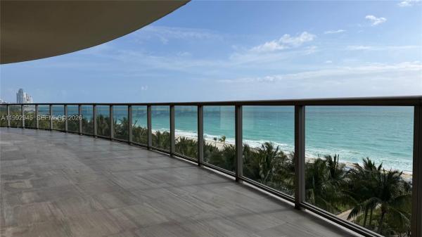 Bal Harbour Center, 9703 Collins Ave #600, Bal Harbour, Florida 33154, image 1