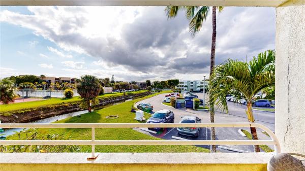 Palm Cove, 10765 SW 108th Ave #208, Kendall, Florida 33176, image 2
