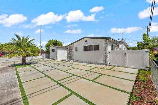 Westchester Residential, 8631 SW 16th Ter, Westchester, Florida 33155, image 2