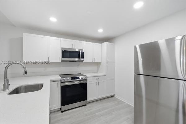 Concord Village, 7950 W Mcnab Rd #222, Tamarac, Florida 33321, image 1