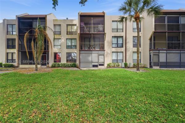 Concord Village, 7950 W Mcnab Rd #222, Tamarac, Florida 33321, image 2