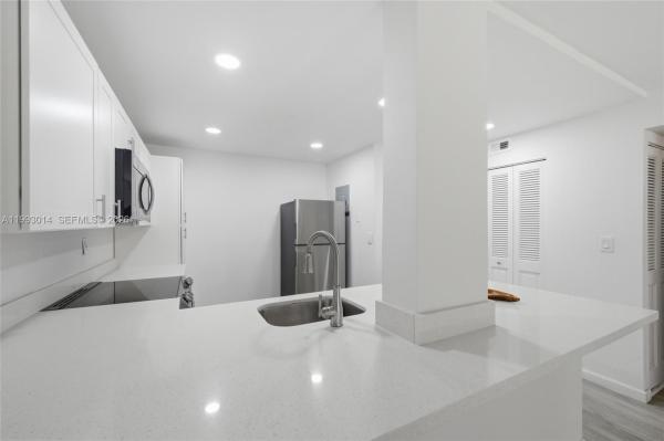 Concord Village, 7950 W Mcnab Rd #222, Tamarac, Florida 33321, image 1