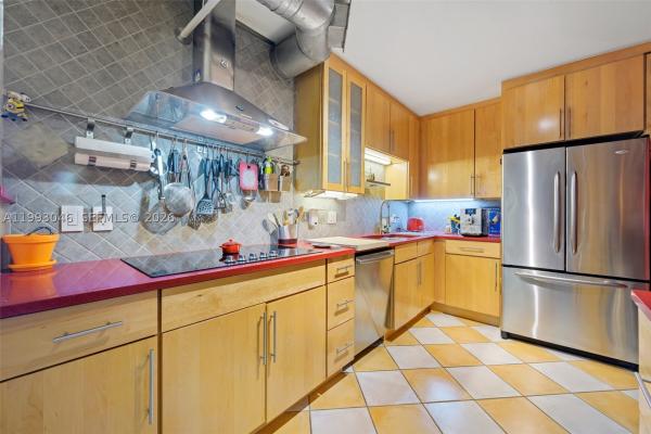 Nine Island Avenue, 9 Island Ave #810, Miami Beach, Florida 33139, image 2