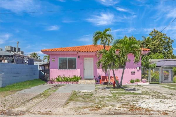 Twelfth Street Manors, 3675 NW 5th St, Miami, Florida 33125, image 1