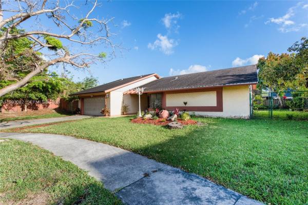 Lindgren East, 12702 SW 113th Ln, The Crossings, Florida 33186, image 3